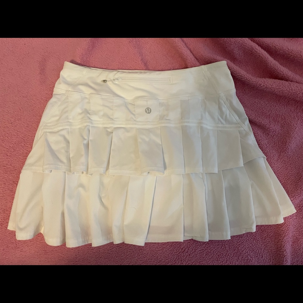 Lululemon Tennis Skirt! Worn a couple times but in great condition!